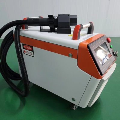 300W 레이저 청소 기계 녹 오일 페인트 제거 휴대용 파이버 레이저 클리너